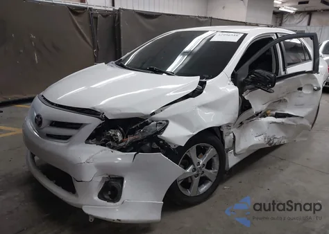 2013 Toyota Corolla S z USA, uszkodzony, nr VIN 5YFBU4EE1DP185387